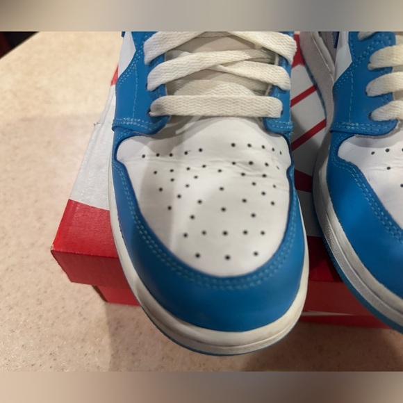 Jordan 1 Retro UNC (GS) 
Youth 7 = Woman’s 8.5 - Picture 14 of 15